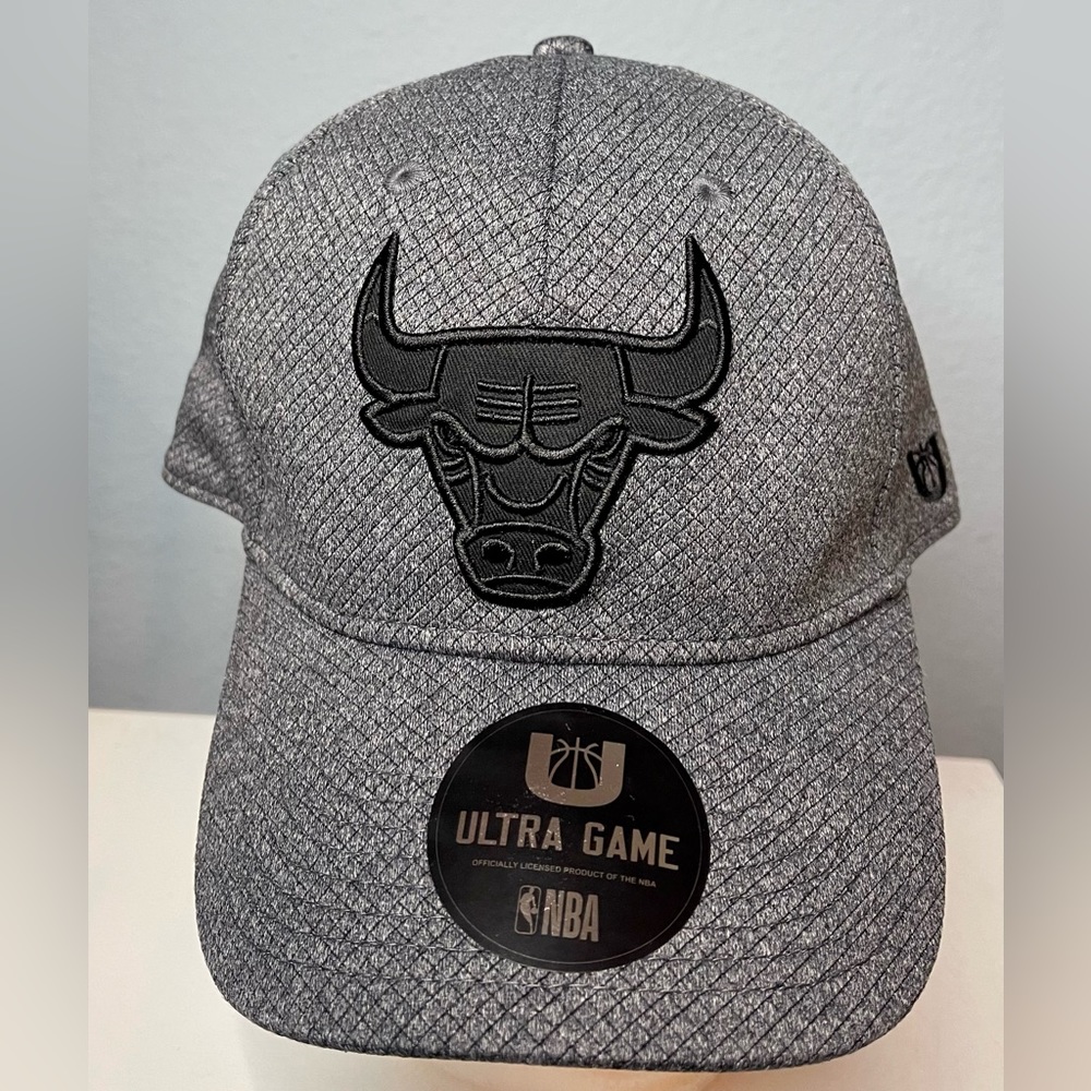 CHICAGO BULLS MEN’s NBA SNAP-BACK CAP NEW!!!!